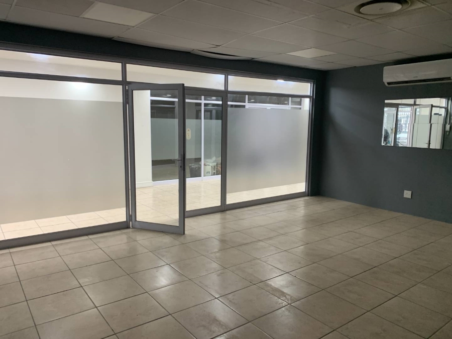 To Let Commercial Property for Rent in Kuils River Western Cape